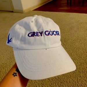 White/Grey Goose/One Size Fits All